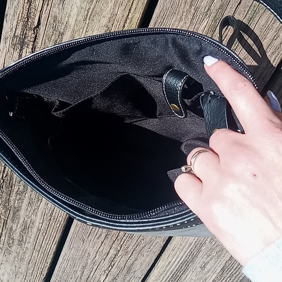 Bolo b.o.c crossbody satchel handbag purse colorblock like new - Picture 5 of 7